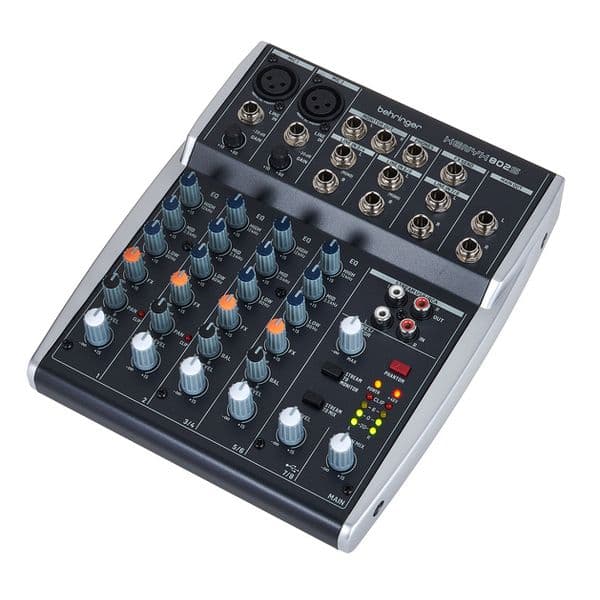 Mesa Behringer 802 USB 8ch - Áudio para locação